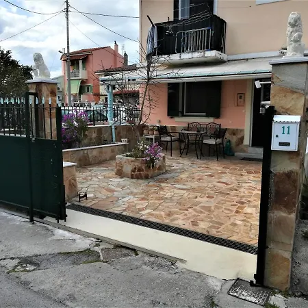 Zaira's Little House Corfu (city)